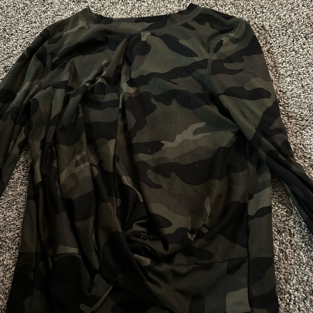 Camo Long sleeve
